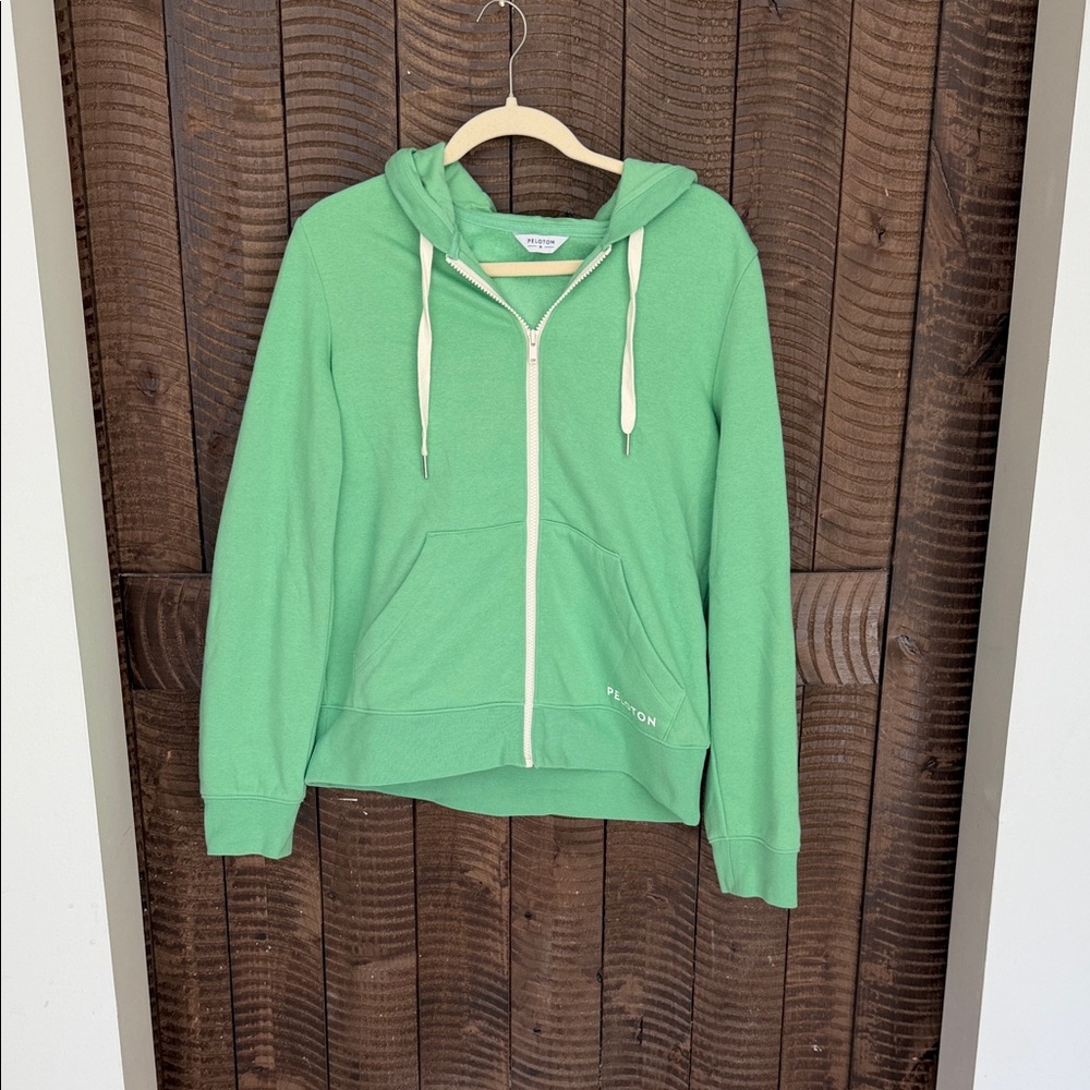 PELOTON Green Zip-Up Hoodie - so cozy!